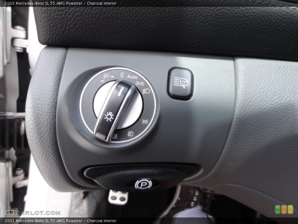 Charcoal Interior Controls for the 2003 Mercedes-Benz SL 55 AMG Roadster #49217606