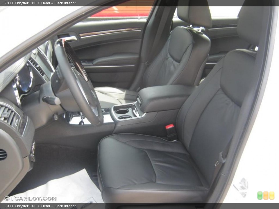 Black Interior Photo for the 2011 Chrysler 300 C Hemi #49231862