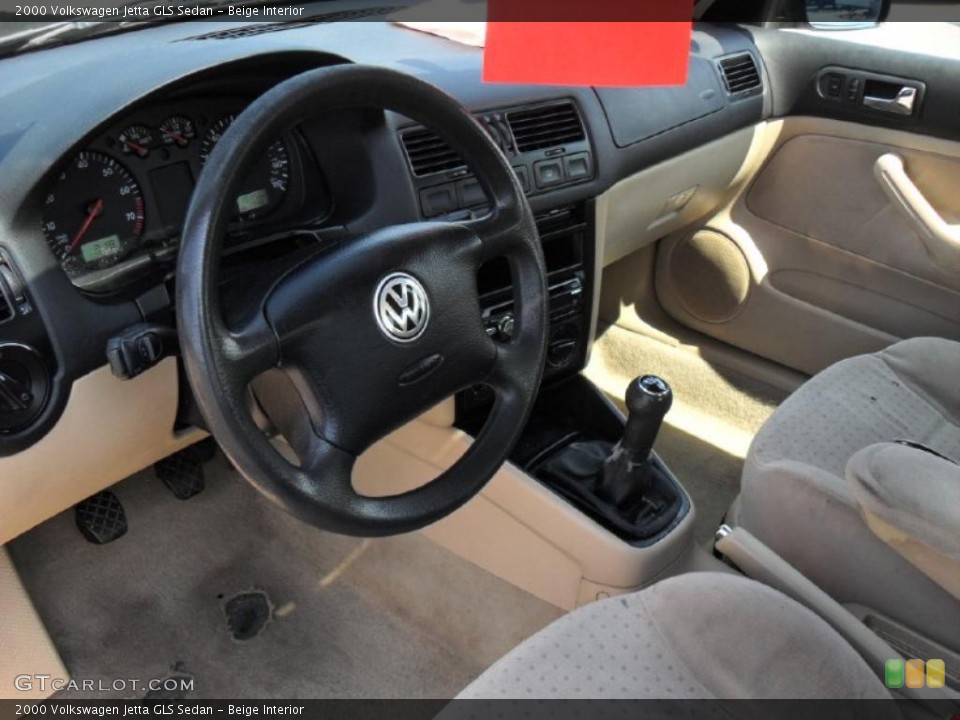 Beige Interior Photo for the 2000 Volkswagen Jetta GLS Sedan #49241055