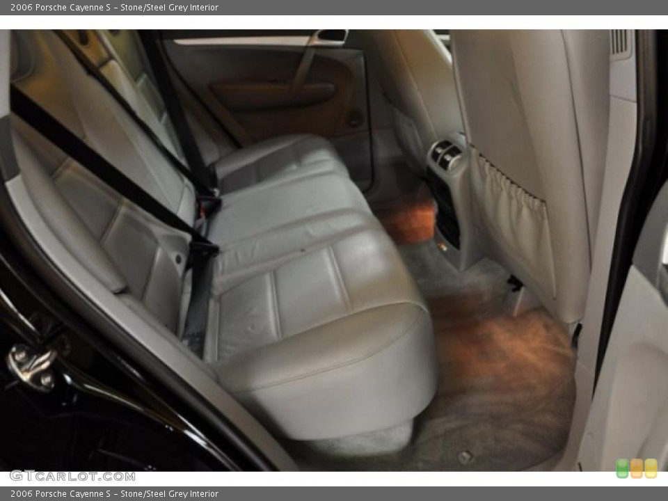 Stone/Steel Grey Interior Photo for the 2006 Porsche Cayenne S #49243794
