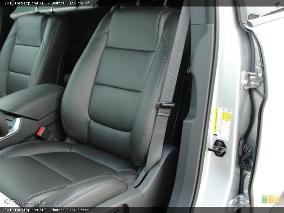 Charcoal Black Interior Photo for the 2011 Ford Explorer XLT #49253804