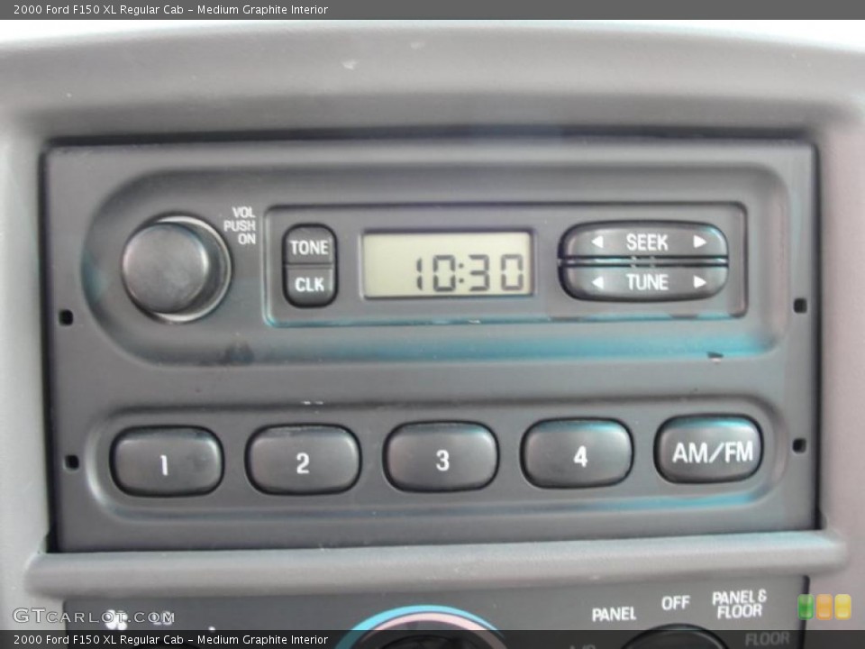 Medium Graphite Interior Controls for the 2000 Ford F150 XL Regular Cab #49257494