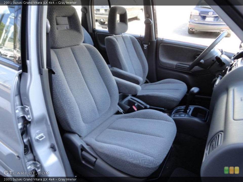 Gray Interior Photo for the 2001 Suzuki Grand Vitara JLX 4x4 #49258826