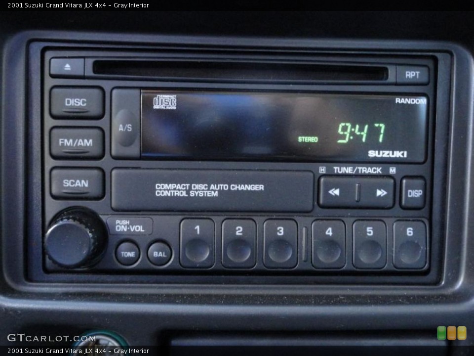 Gray Interior Controls for the 2001 Suzuki Grand Vitara JLX 4x4 #49259027