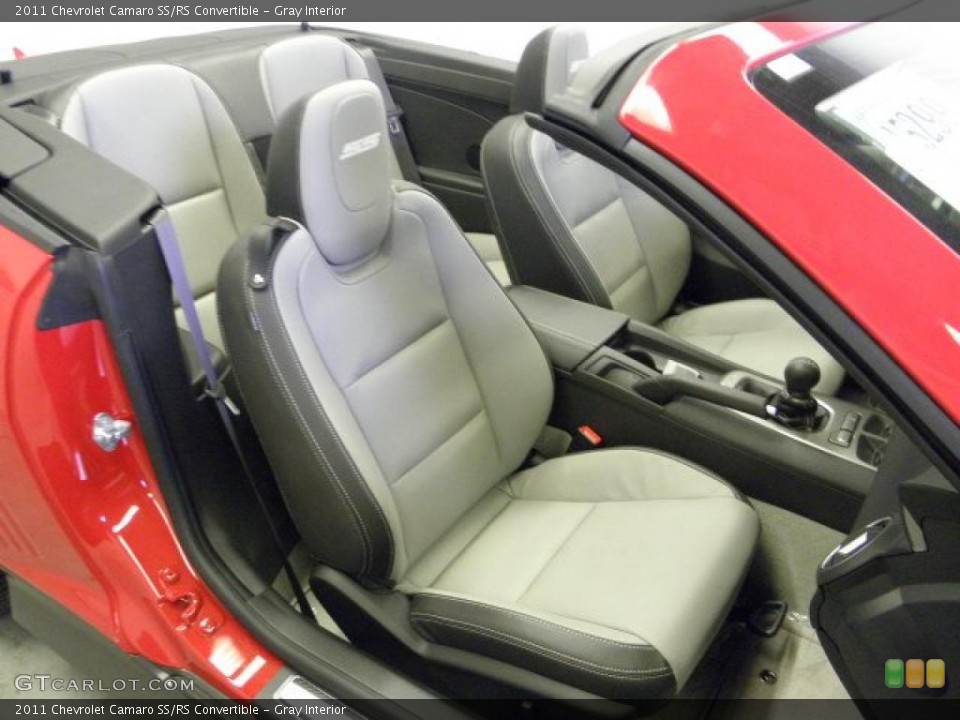 Gray Interior Photo for the 2011 Chevrolet Camaro SS/RS Convertible #49276112