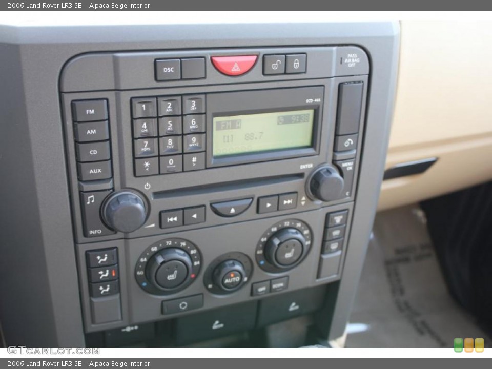 Alpaca Beige Interior Controls for the 2006 Land Rover LR3 SE #49279796