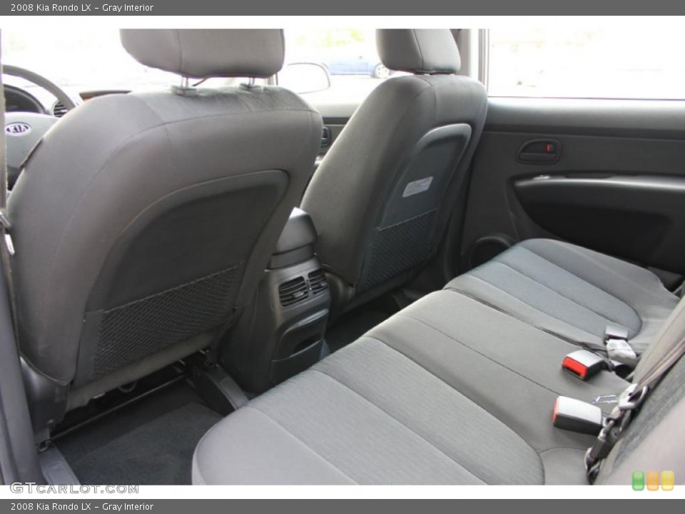 Gray Interior Photo for the 2008 Kia Rondo LX #49280024