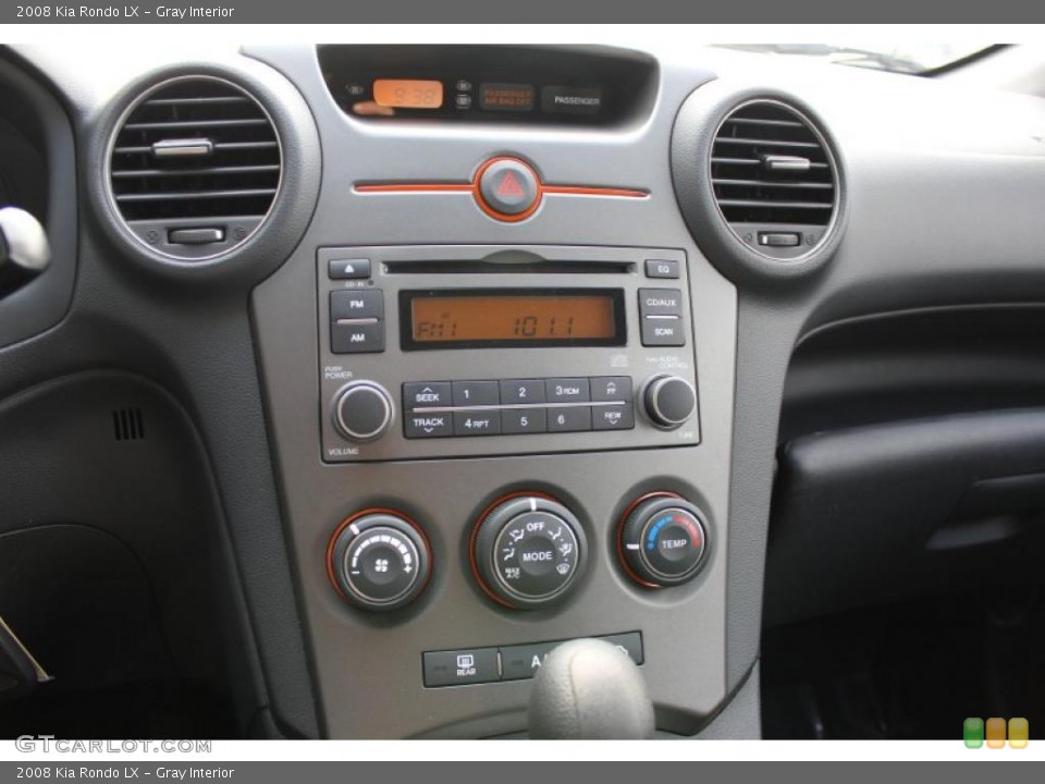 Gray Interior Controls for the 2008 Kia Rondo LX #49280153