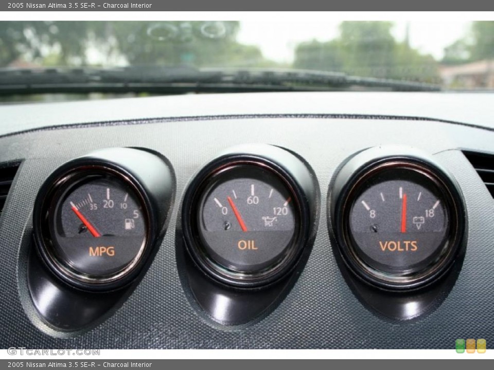 Charcoal Interior Gauges for the 2005 Nissan Altima 3.5 SE-R #49286198