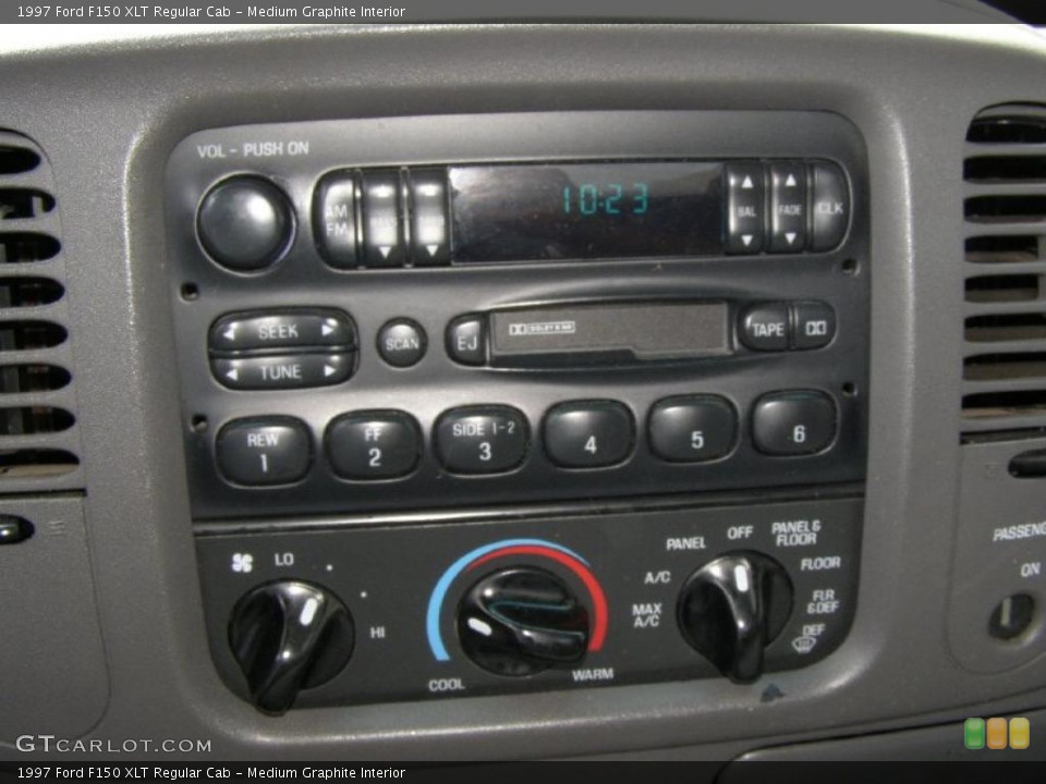 Medium Graphite Interior Controls for the 1997 Ford F150 XLT Regular Cab #49288763