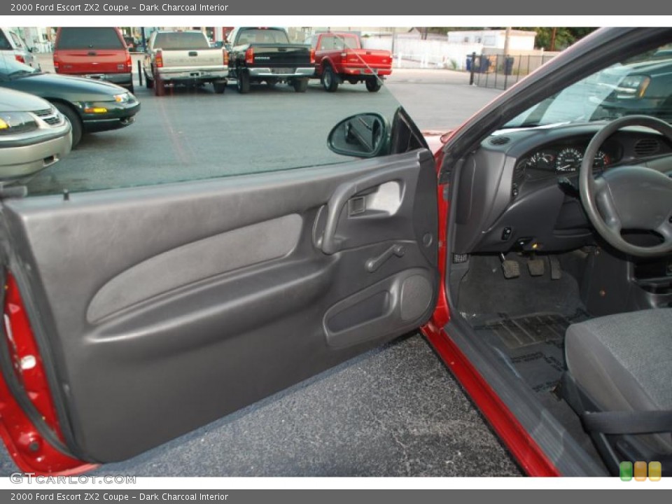 Dark Charcoal Interior Photo for the 2000 Ford Escort ZX2 Coupe #49290206