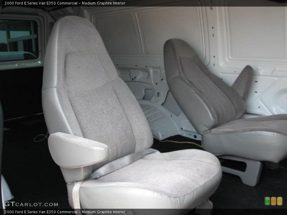 Medium Graphite Interior Photo for the 2000 Ford E Series Van E350 Commercial #49290566