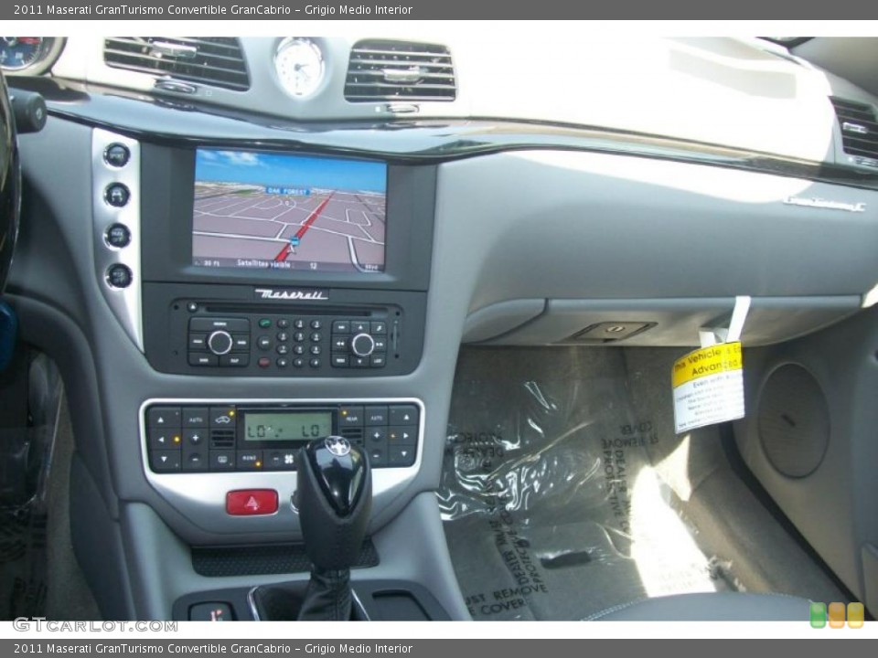Grigio Medio Interior Navigation for the 2011 Maserati GranTurismo Convertible GranCabrio #49291130