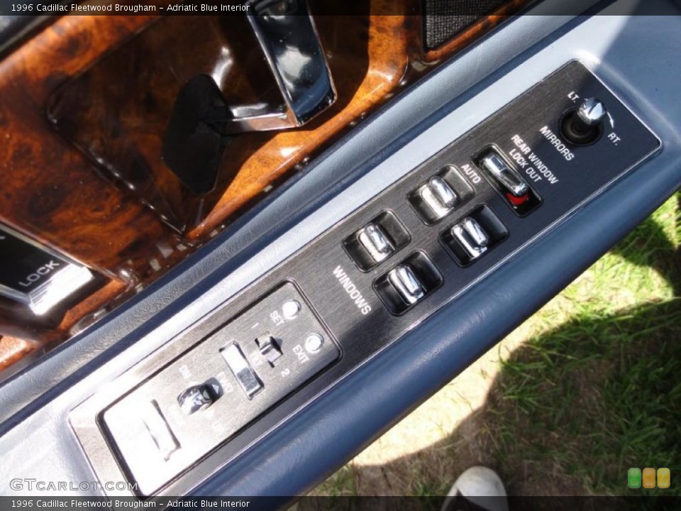 Adriatic Blue Interior Controls for the 1996 Cadillac Fleetwood Brougham #49291562