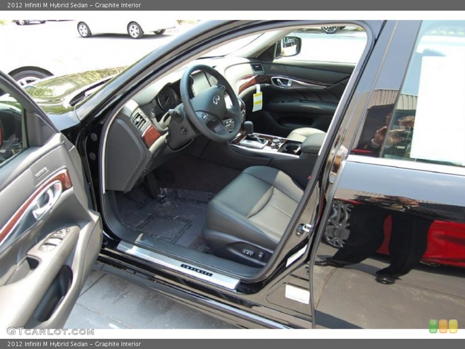 Graphite Interior Photo for the 2012 Infiniti M Hybrid Sedan #49304247
