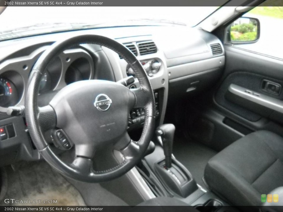 Gray Celadon Interior Photo for the 2002 Nissan Xterra SE V6 SC 4x4 #49304823