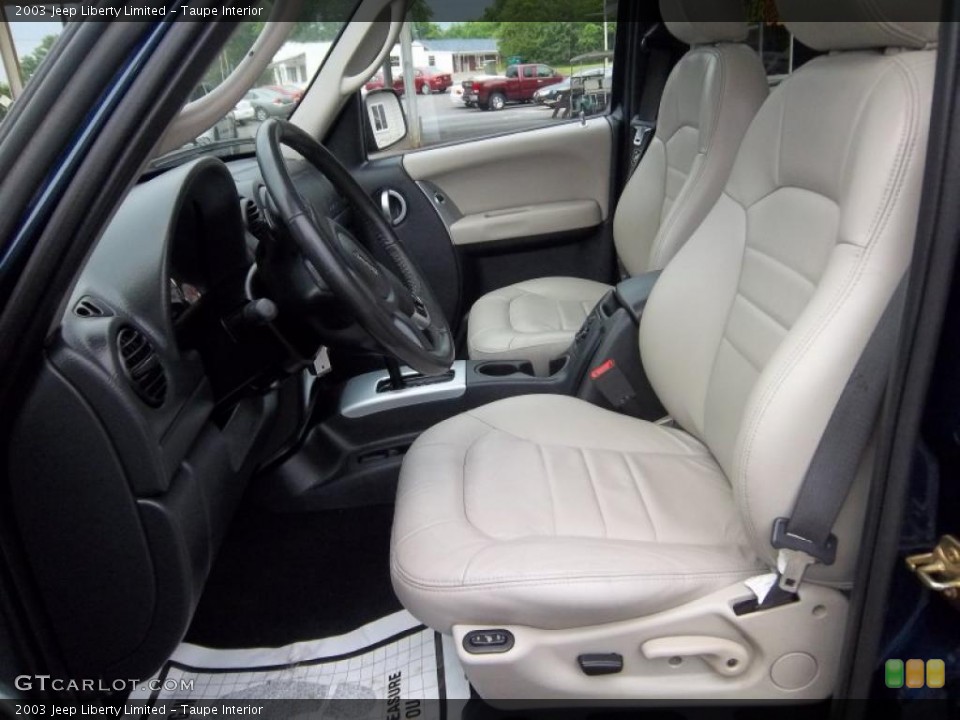 Taupe Interior Photo for the 2003 Jeep Liberty Limited #49304934