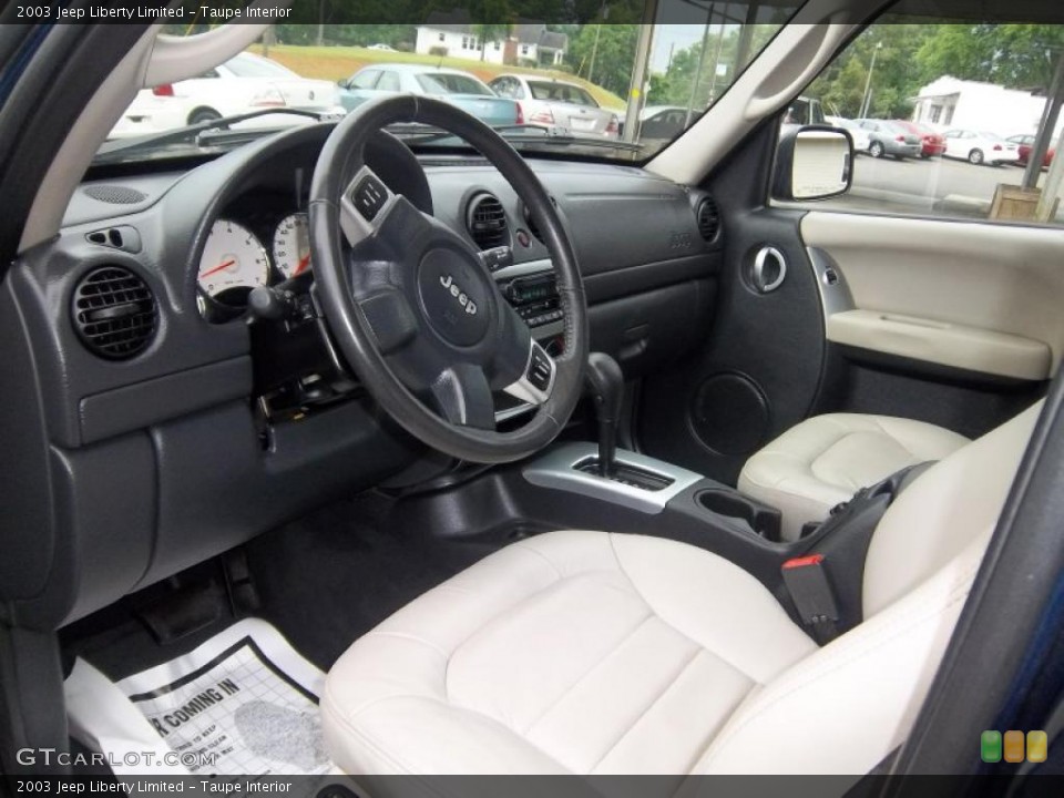 Taupe Interior Photo for the 2003 Jeep Liberty Limited #49304949