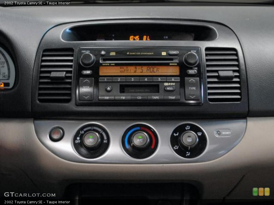 Taupe Interior Controls for the 2002 Toyota Camry SE #49306542