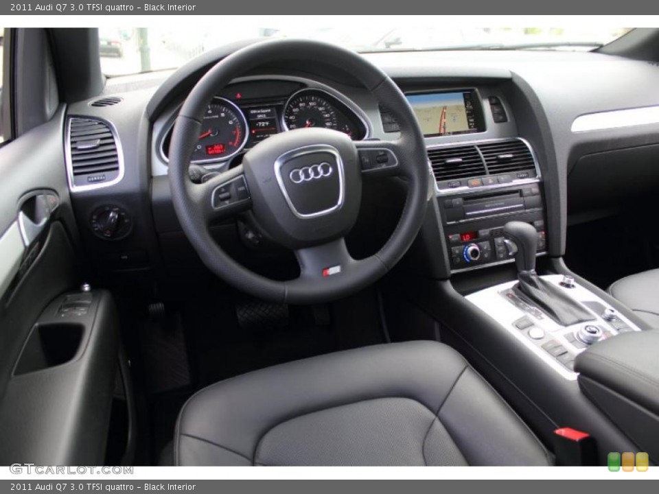 Black Interior Dashboard for the 2011 Audi Q7 3.0 TFSI quattro #49306956