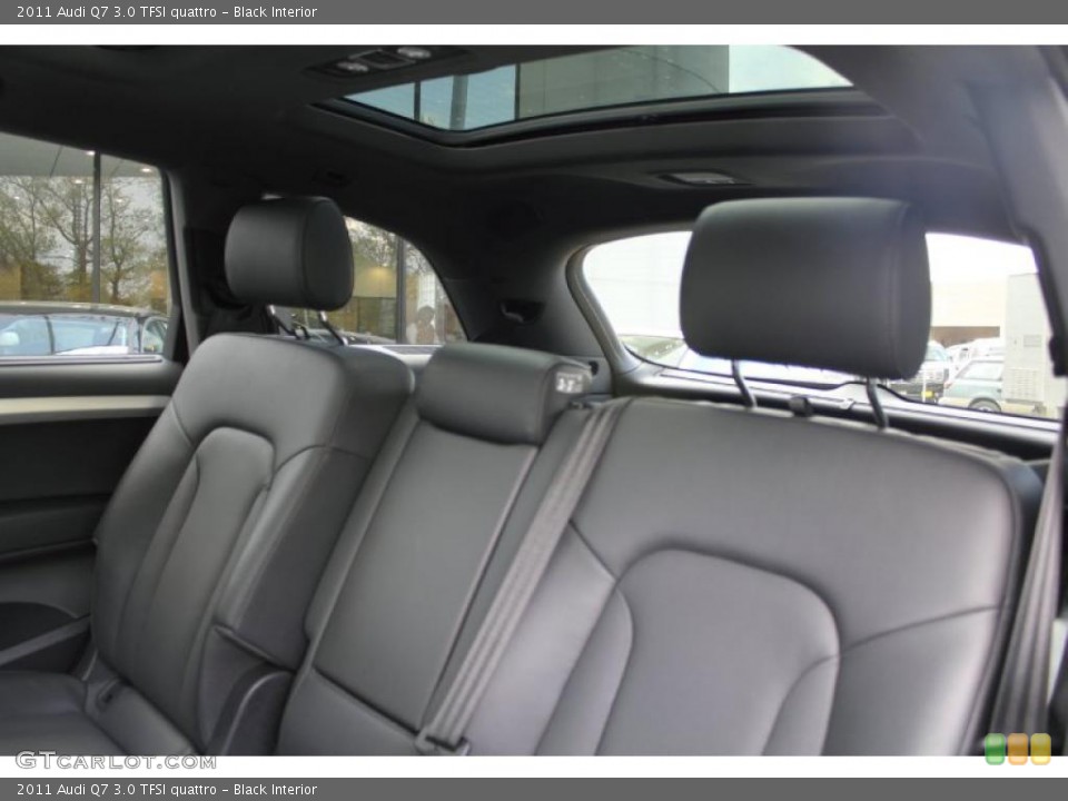 Black Interior Photo for the 2011 Audi Q7 3.0 TFSI quattro #49307040