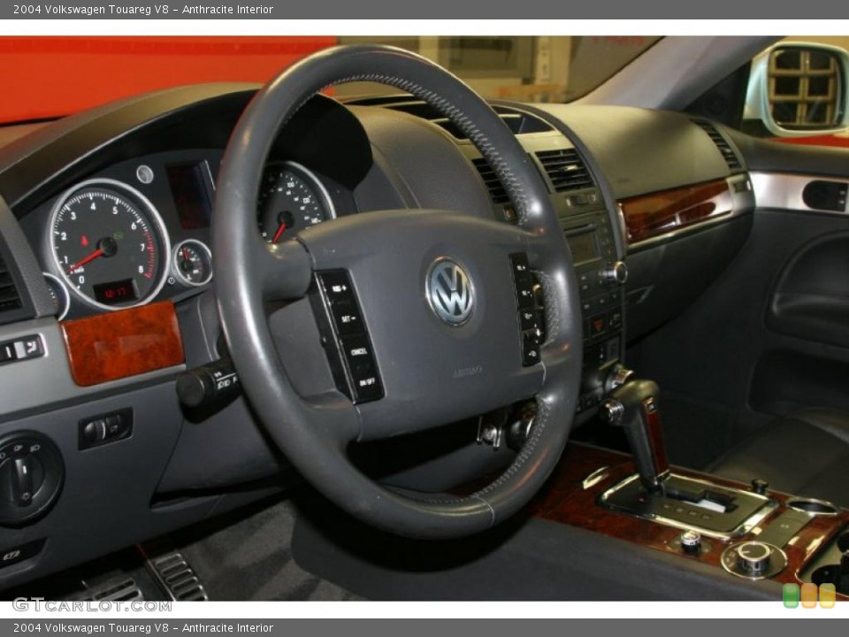 Anthracite Interior Dashboard for the 2004 Volkswagen Touareg V8 #49309743