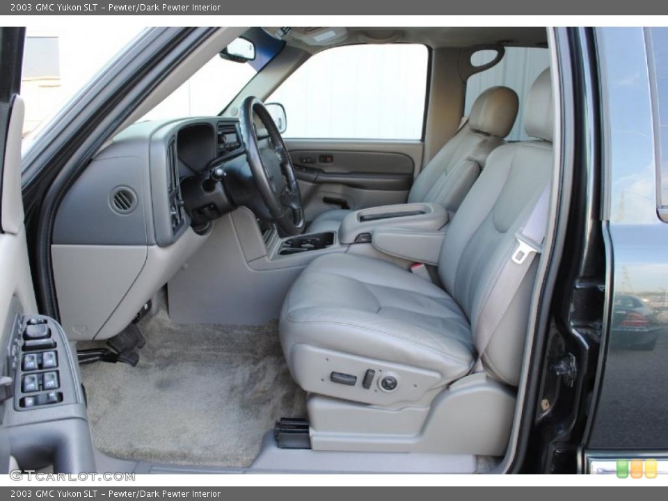 Pewter/Dark Pewter Interior Photo for the 2003 GMC Yukon SLT #49310991