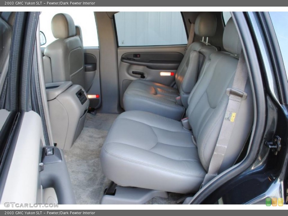 Pewter/Dark Pewter Interior Photo for the 2003 GMC Yukon SLT #49311348