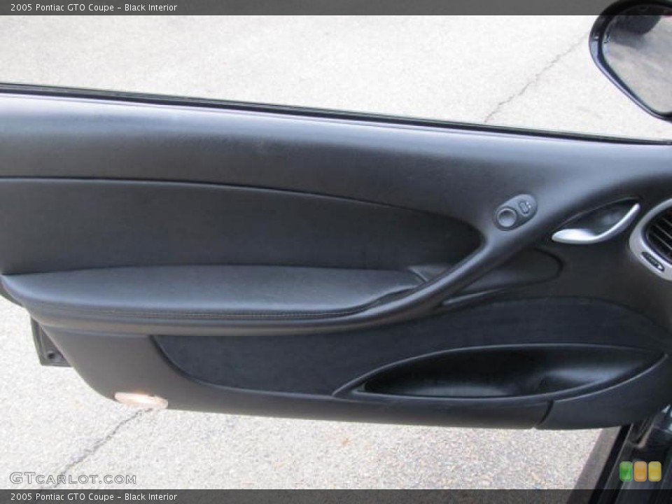 Black Interior Door Panel for the 2005 Pontiac GTO Coupe #49312437