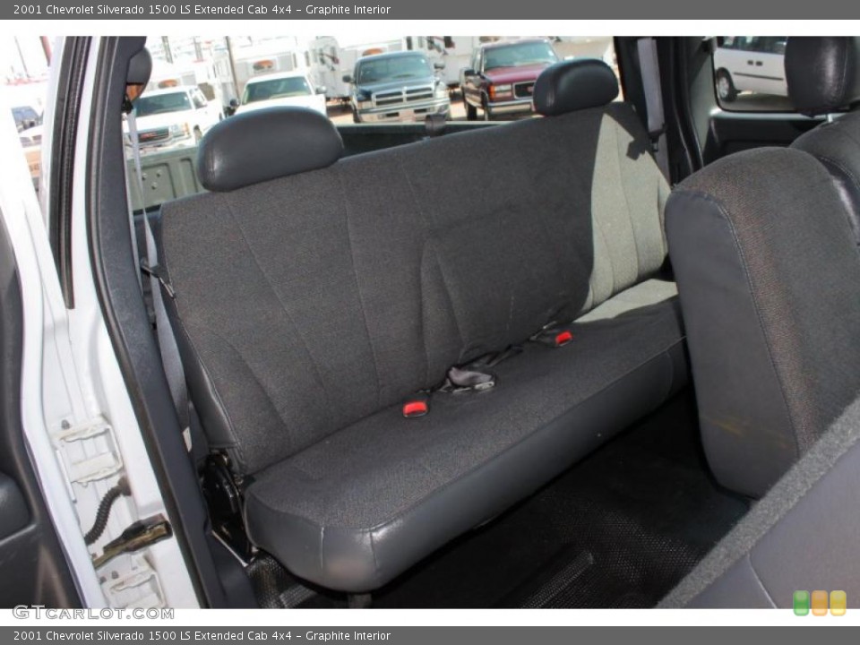 Graphite Interior Photo for the 2001 Chevrolet Silverado 1500 LS Extended Cab 4x4 #49315410