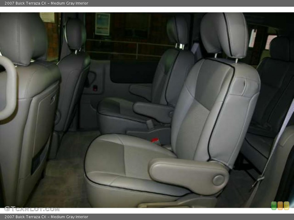 Medium Gray Interior Photo for the 2007 Buick Terraza CX #49315617
