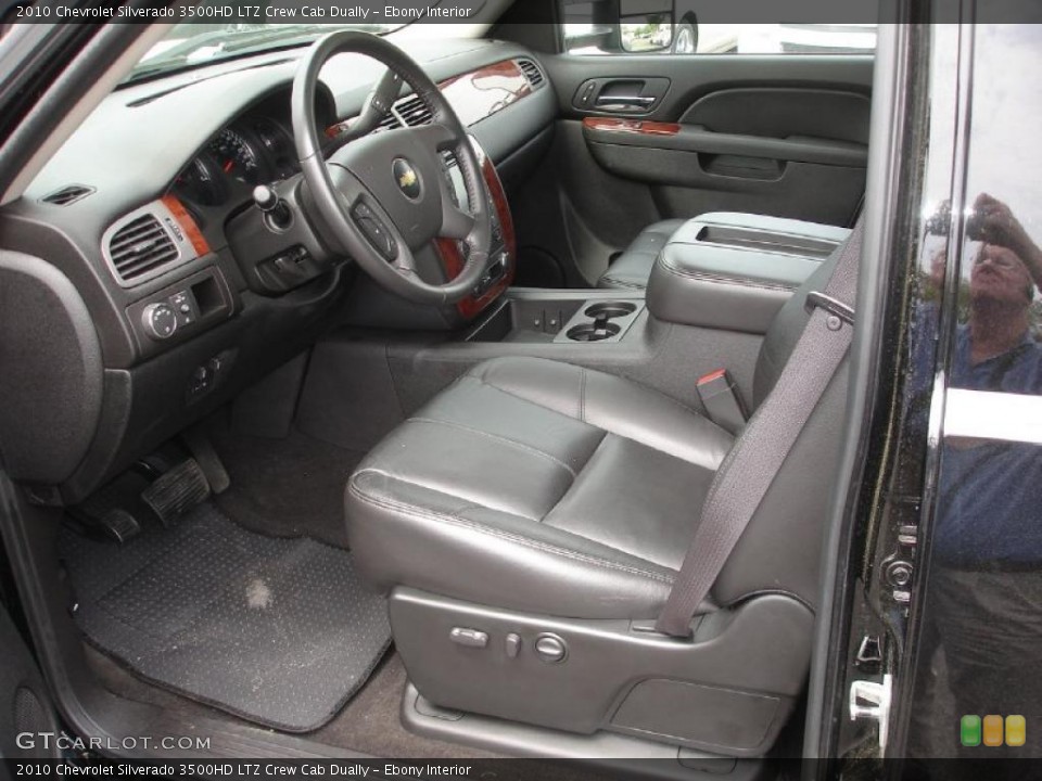 Ebony Interior Photo for the 2010 Chevrolet Silverado 3500HD LTZ Crew Cab Dually #49316988