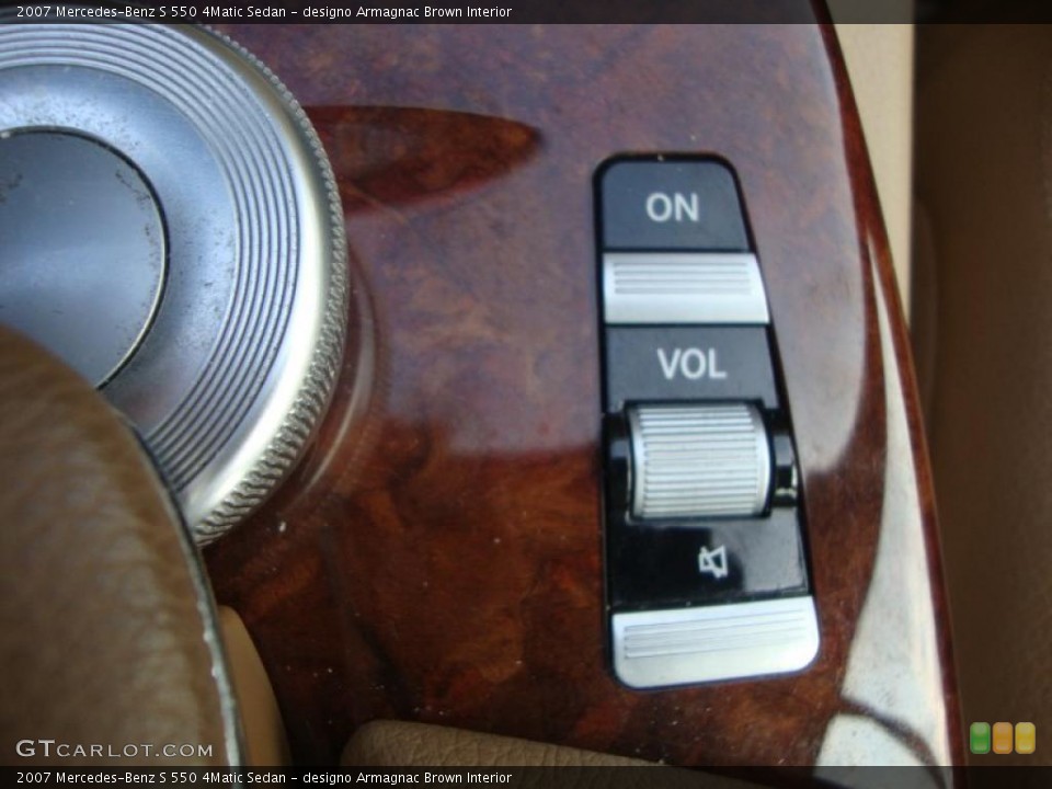designo Armagnac Brown Interior Controls for the 2007 Mercedes-Benz S 550 4Matic Sedan #49318257