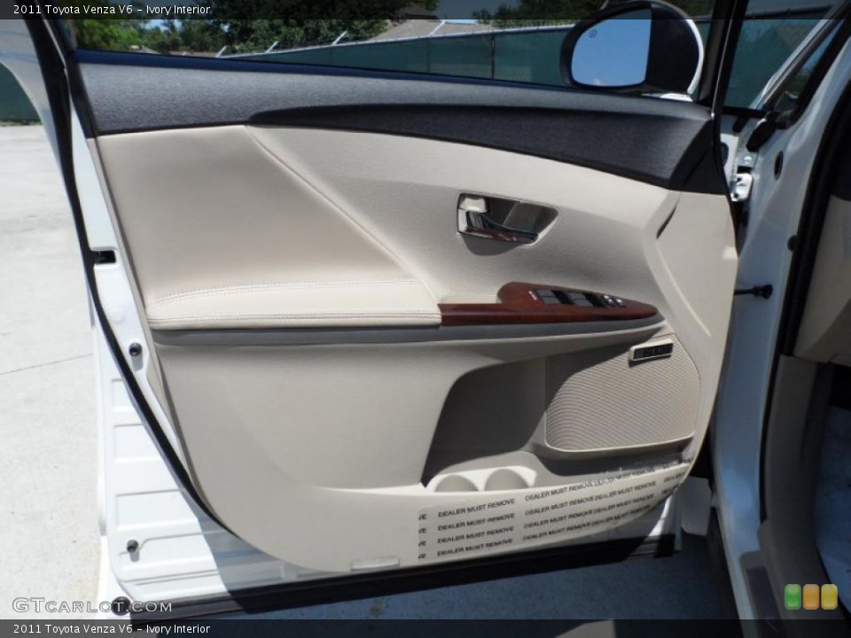 Ivory Interior Door Panel for the 2011 Toyota Venza V6 #49320054