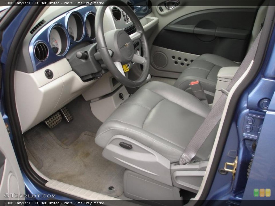 Pastel Slate Gray Interior Photo for the 2006 Chrysler PT Cruiser Limited #49321494