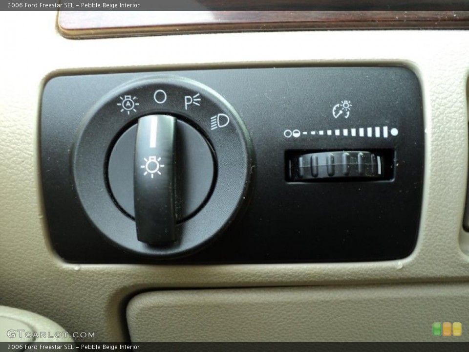 Pebble Beige Interior Controls for the 2006 Ford Freestar SEL #49324026