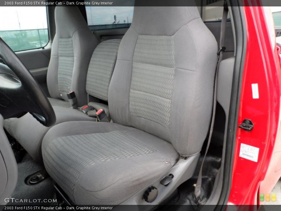 Dark Graphite Grey Interior Photo for the 2003 Ford F150 STX Regular Cab #49325223