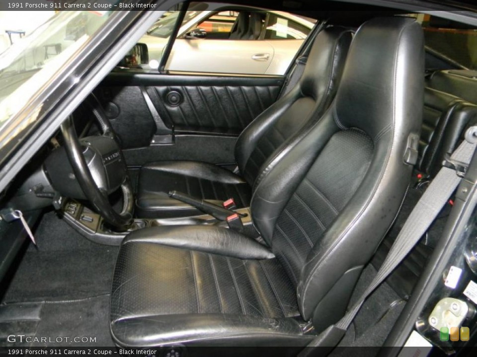 Black Interior Photo for the 1991 Porsche 911 Carrera 2 Coupe #49330755