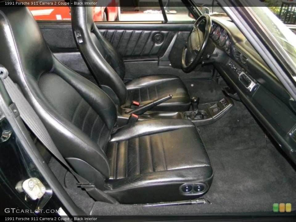 Black Interior Photo for the 1991 Porsche 911 Carrera 2 Coupe #49330782