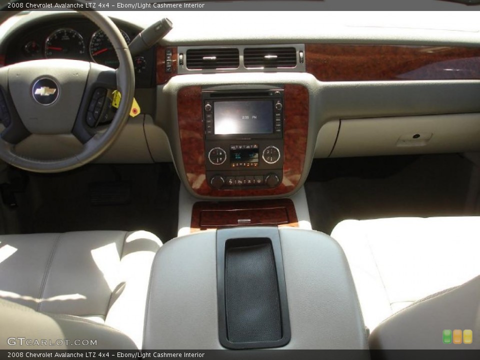 Ebony/Light Cashmere Interior Dashboard for the 2008 Chevrolet Avalanche LTZ 4x4 #49339296