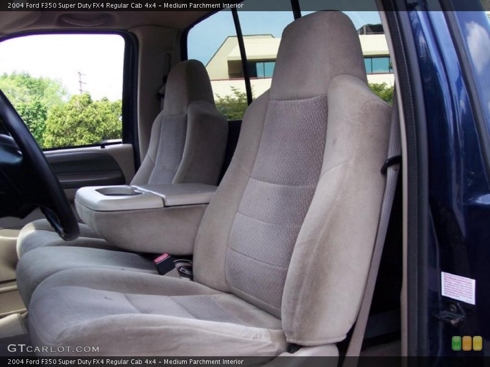 Medium Parchment Interior Photo for the 2004 Ford F350 Super Duty FX4 Regular Cab 4x4 #49341753
