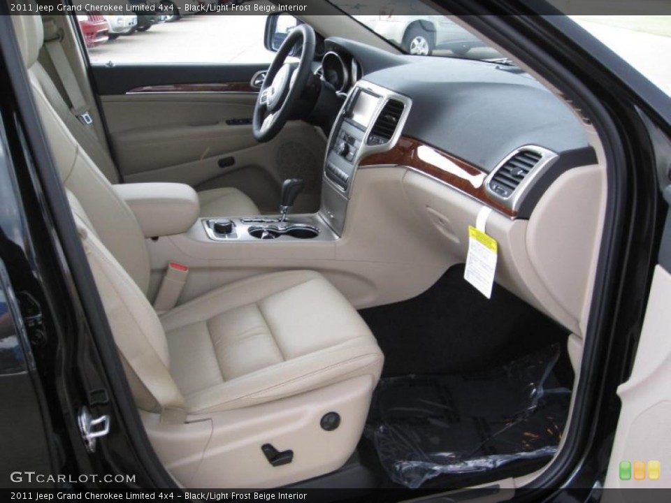 Black/Light Frost Beige Interior Photo for the 2011 Jeep Grand Cherokee Limited 4x4 #49346718