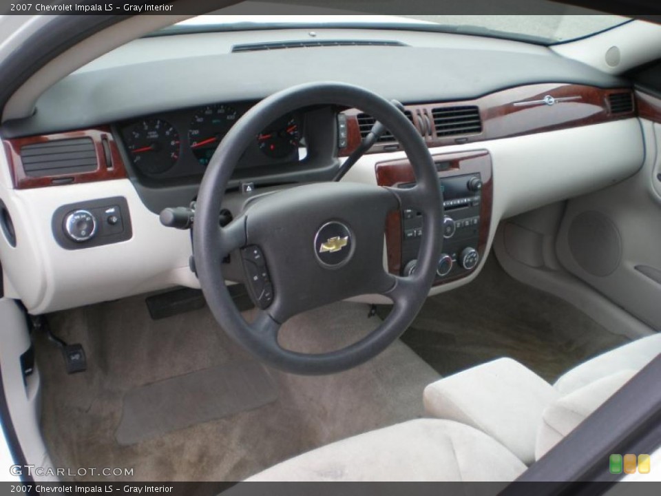 Gray Interior Dashboard for the 2007 Chevrolet Impala LS #49347558