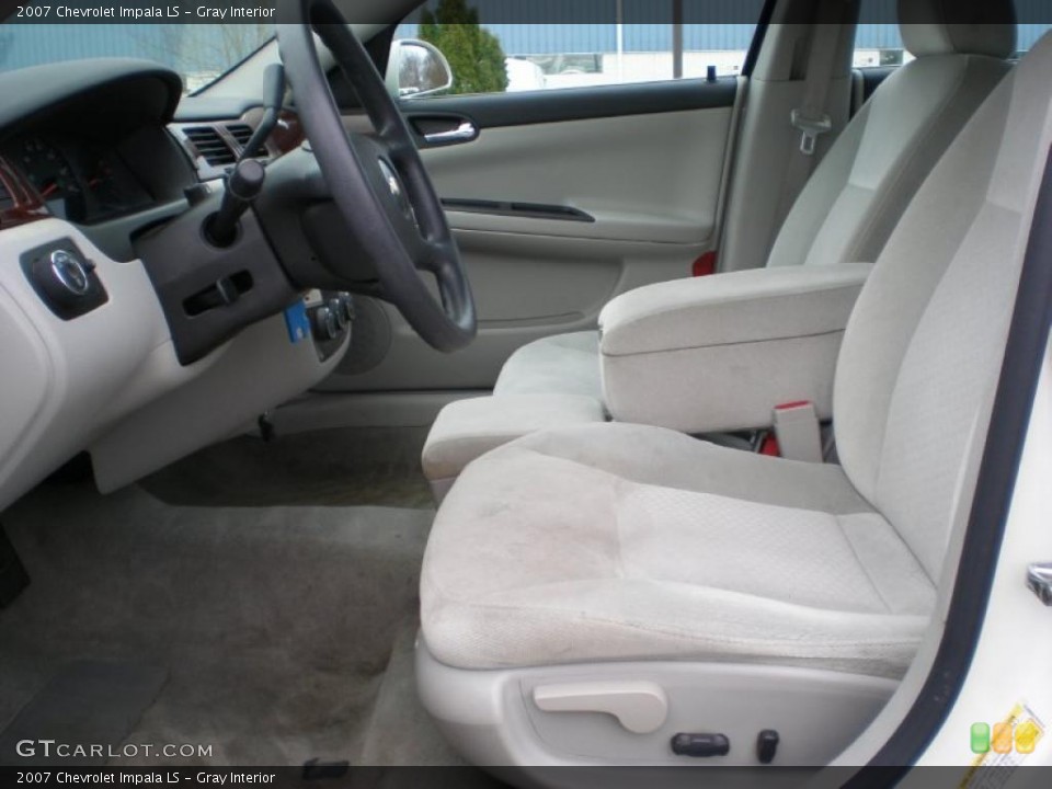 Gray Interior Photo for the 2007 Chevrolet Impala LS #49347588