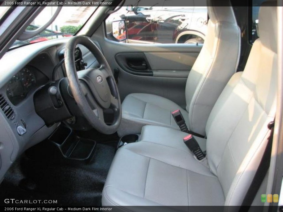 Medium Dark Flint Interior Photo for the 2006 Ford Ranger XL Regular Cab #49348830