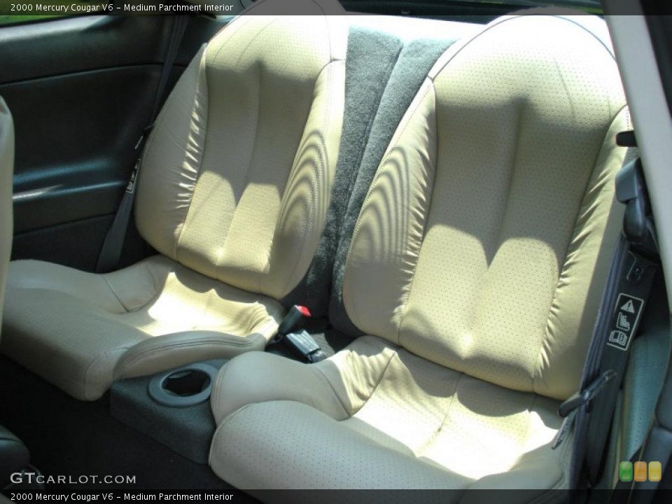 Medium Parchment Interior Photo for the 2000 Mercury Cougar V6 #49349218