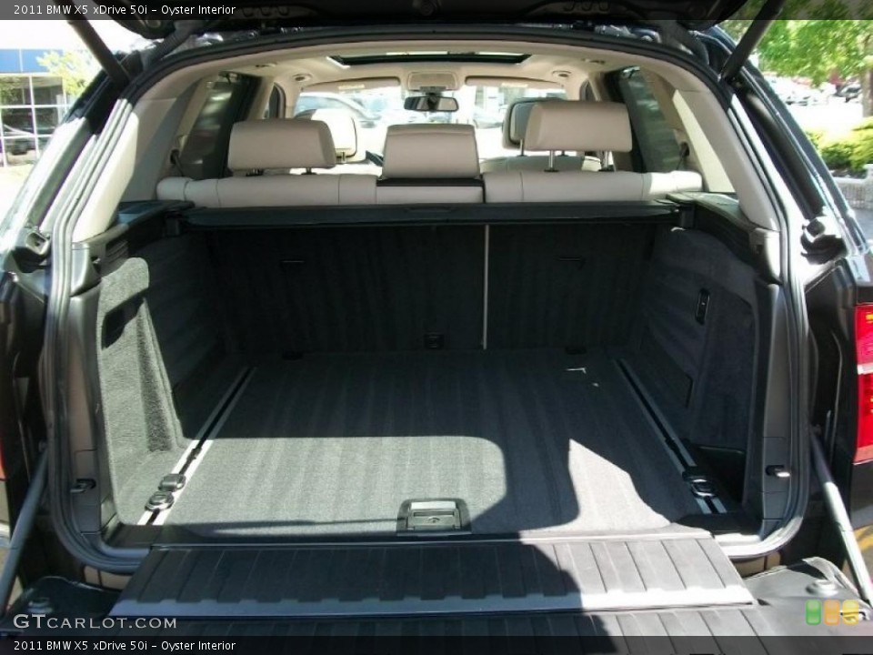 Oyster Interior Trunk for the 2011 BMW X5 xDrive 50i #49354237