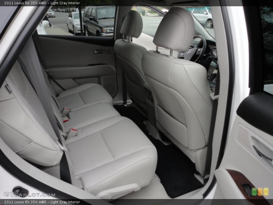 Light Gray Interior Photo for the 2011 Lexus RX 350 AWD #49355896