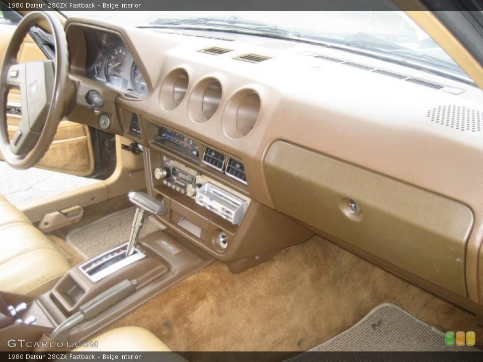 Beige Interior Photo for the 1980 Datsun 280ZX Fastback #49357309
