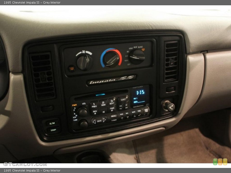 Grey Interior Controls for the 1995 Chevrolet Impala SS #49358728
